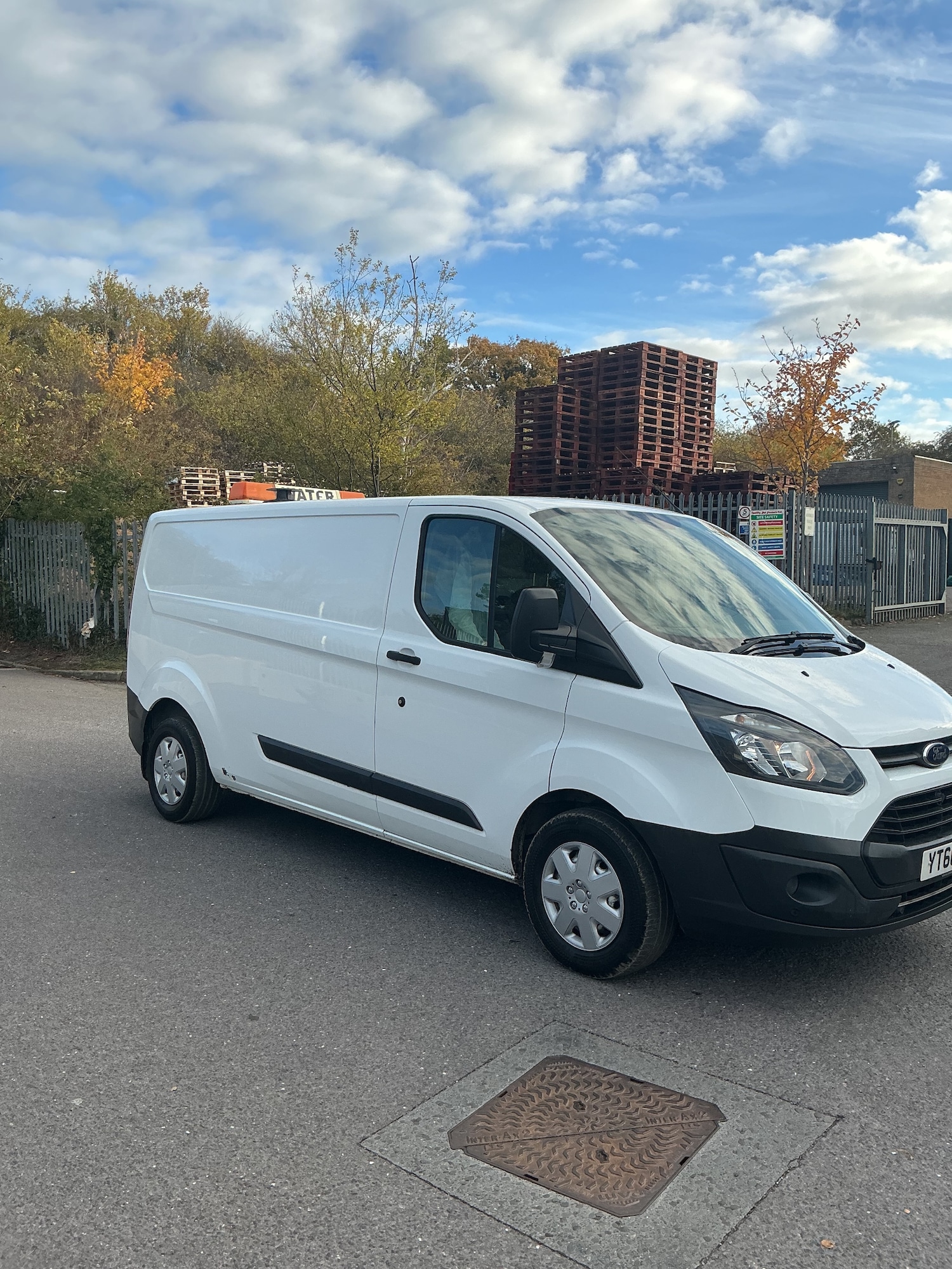 Used Ford Transit Custom 2016 for sale - 76363021: Photo 3
