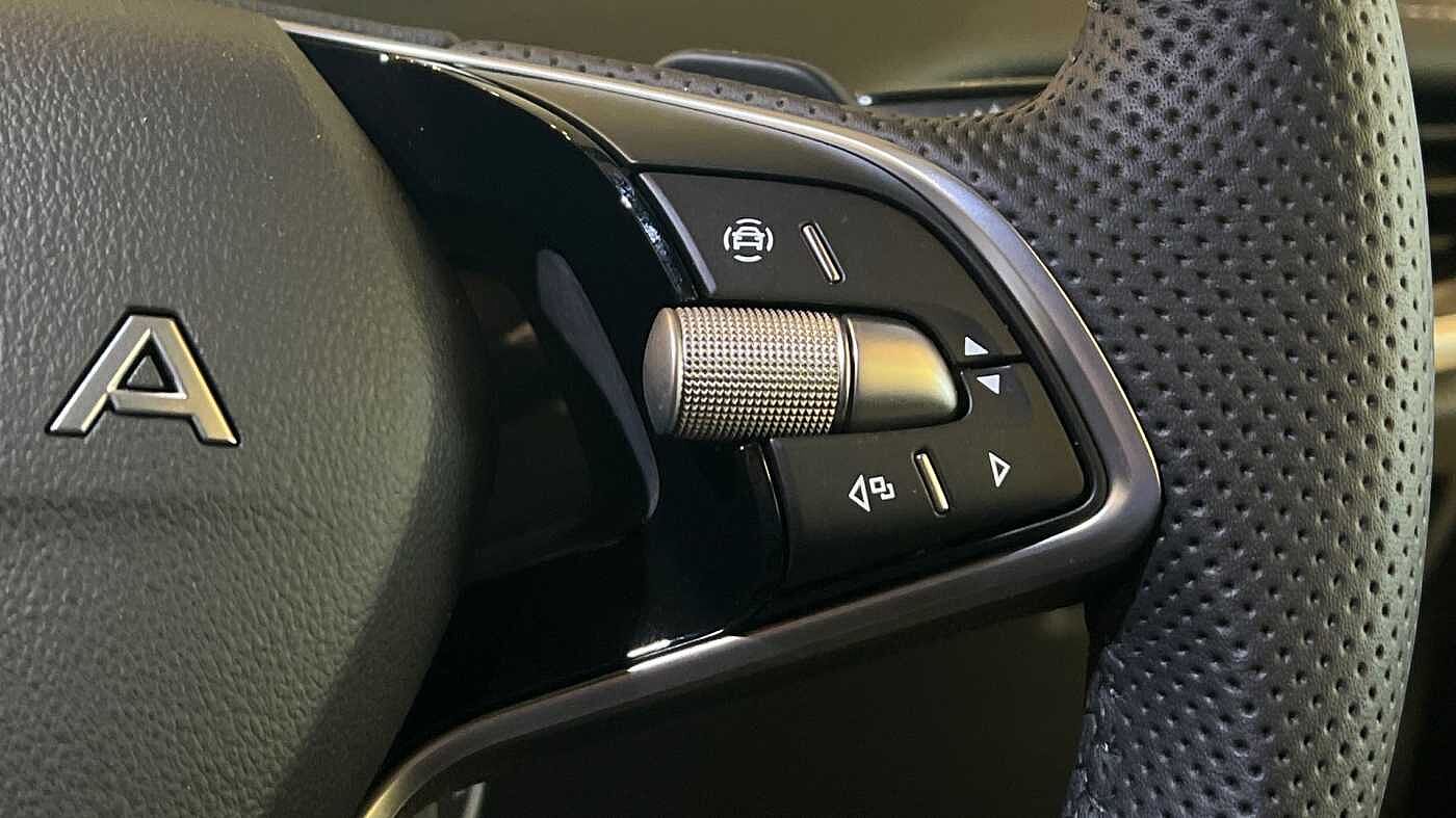 Used Skoda Enyaq 2025 for sale - 76692563: Photo 18