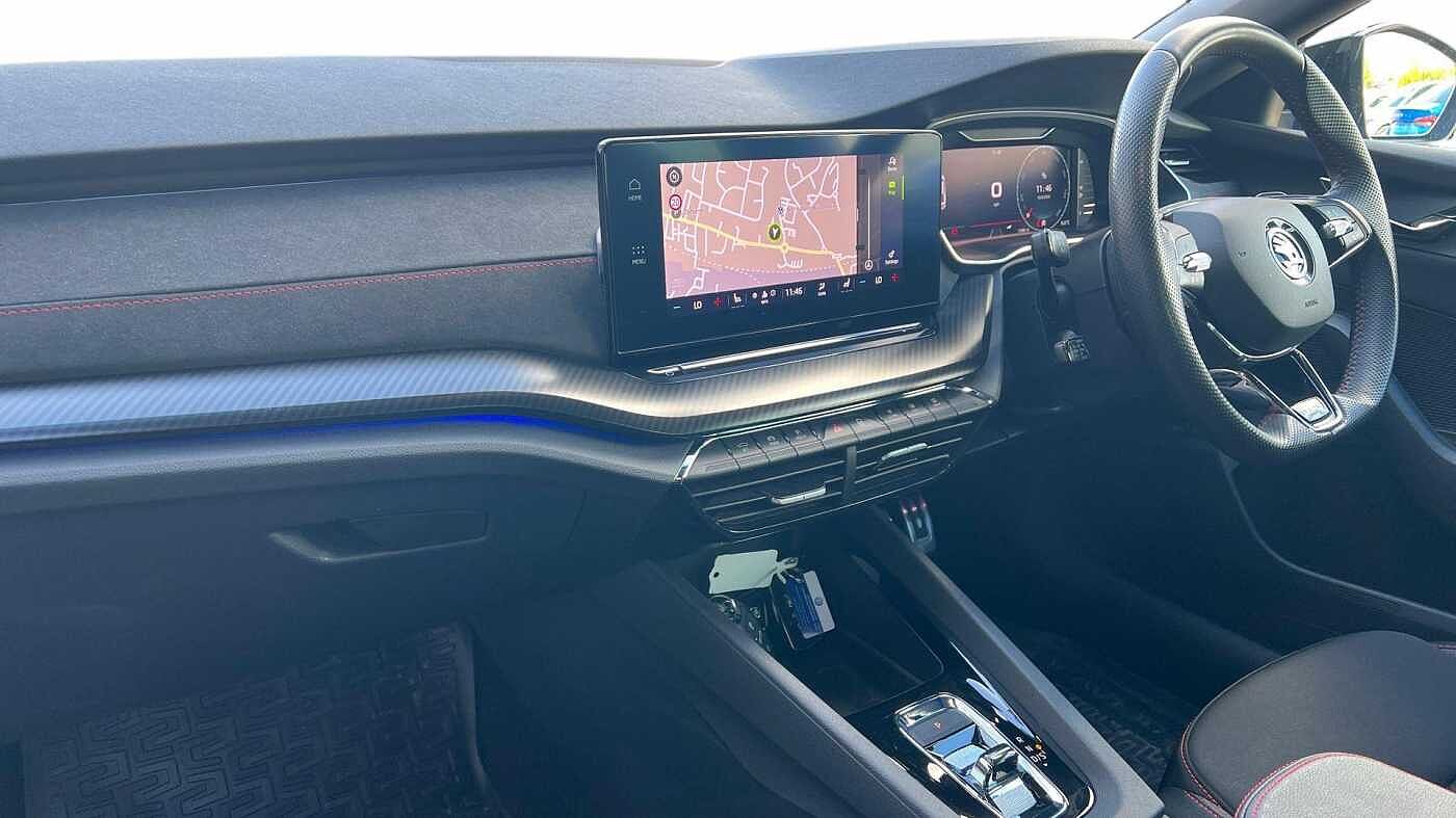 Used Skoda Octavia 2023 for sale - 76675691: Photo 2