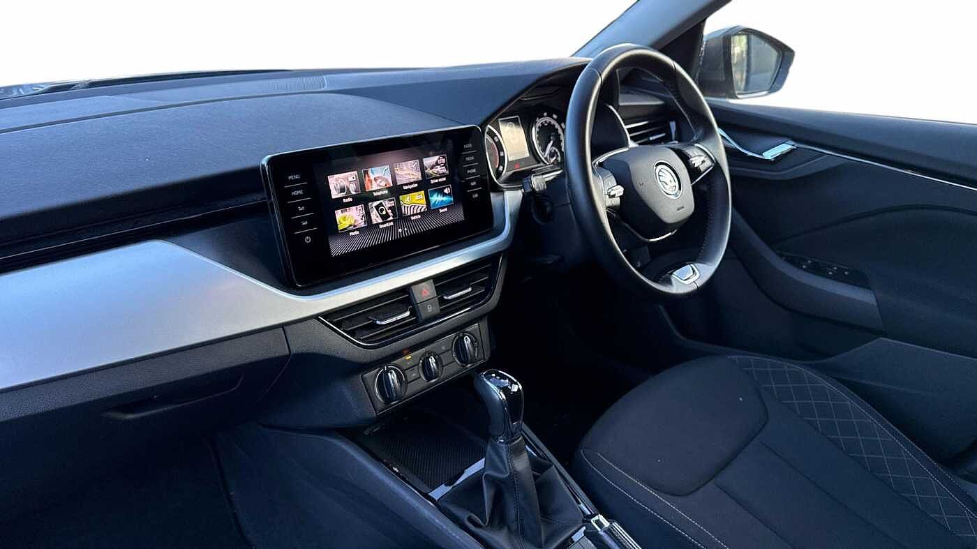 Used Skoda Kamiq 2023 for sale - 77220146: Photo 2