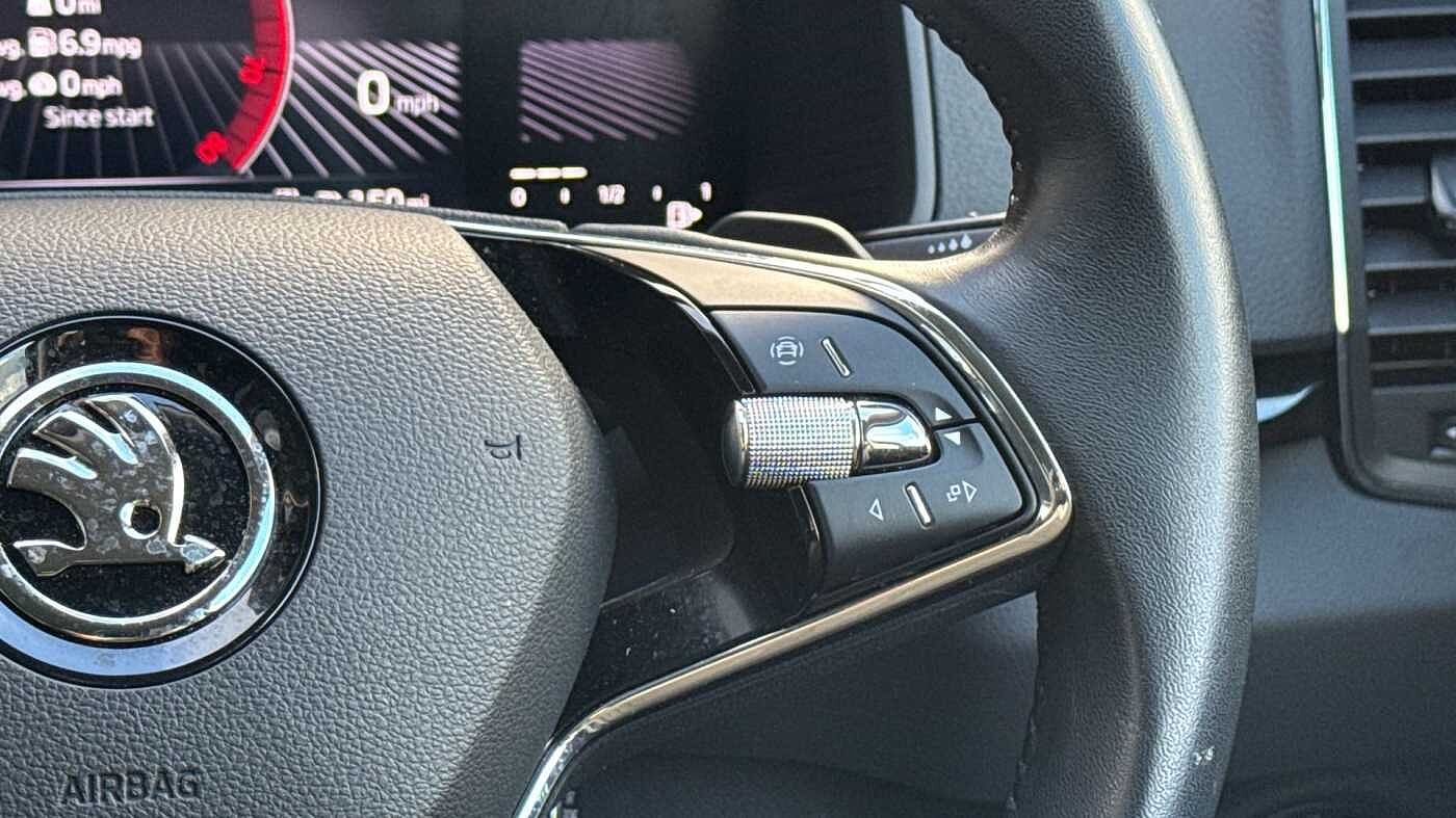 Used Skoda Karoq 2023 for sale - 76675696: Photo 18