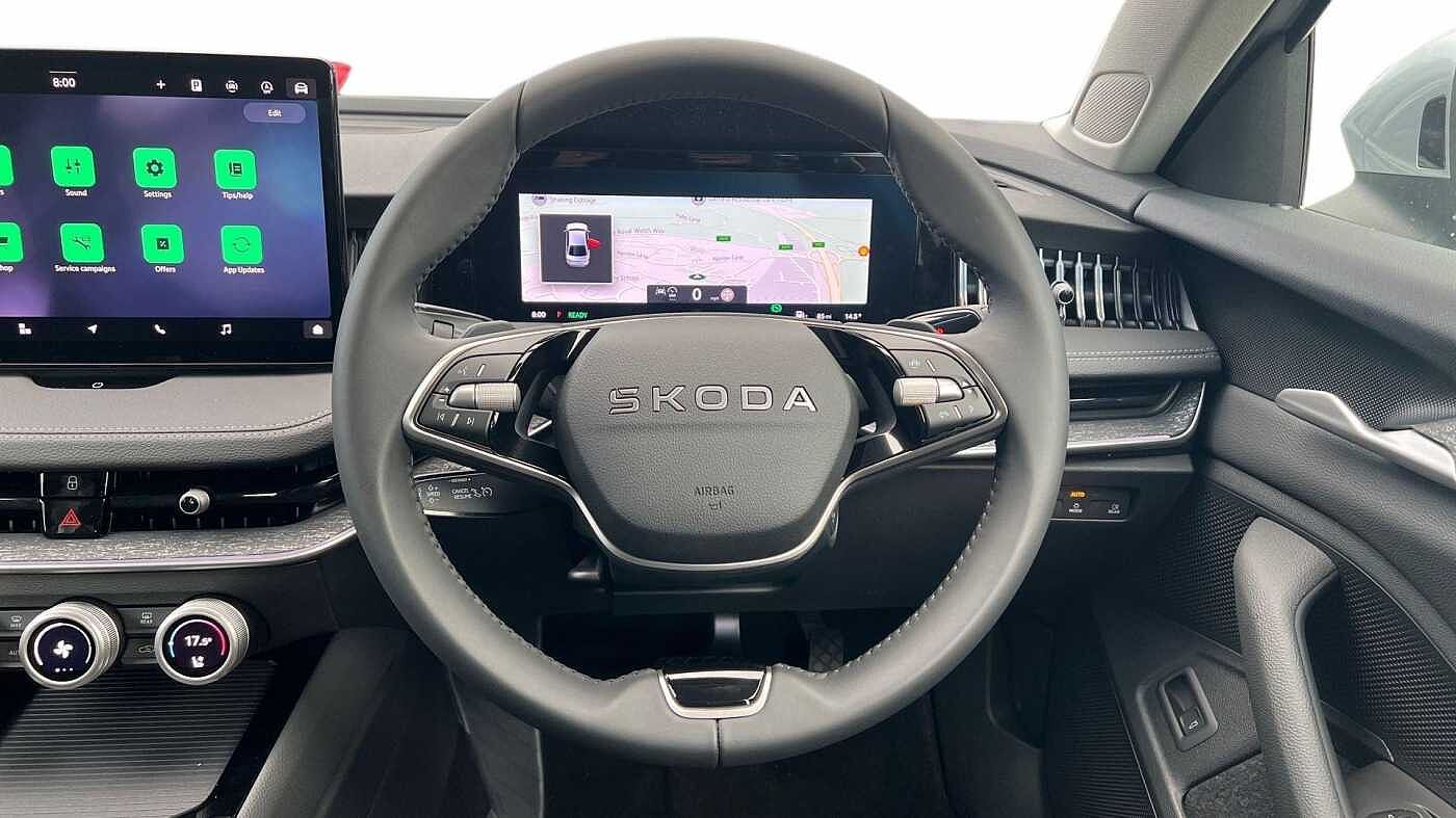 Used Skoda Superb 2025 for sale - 76692450: Photo 10