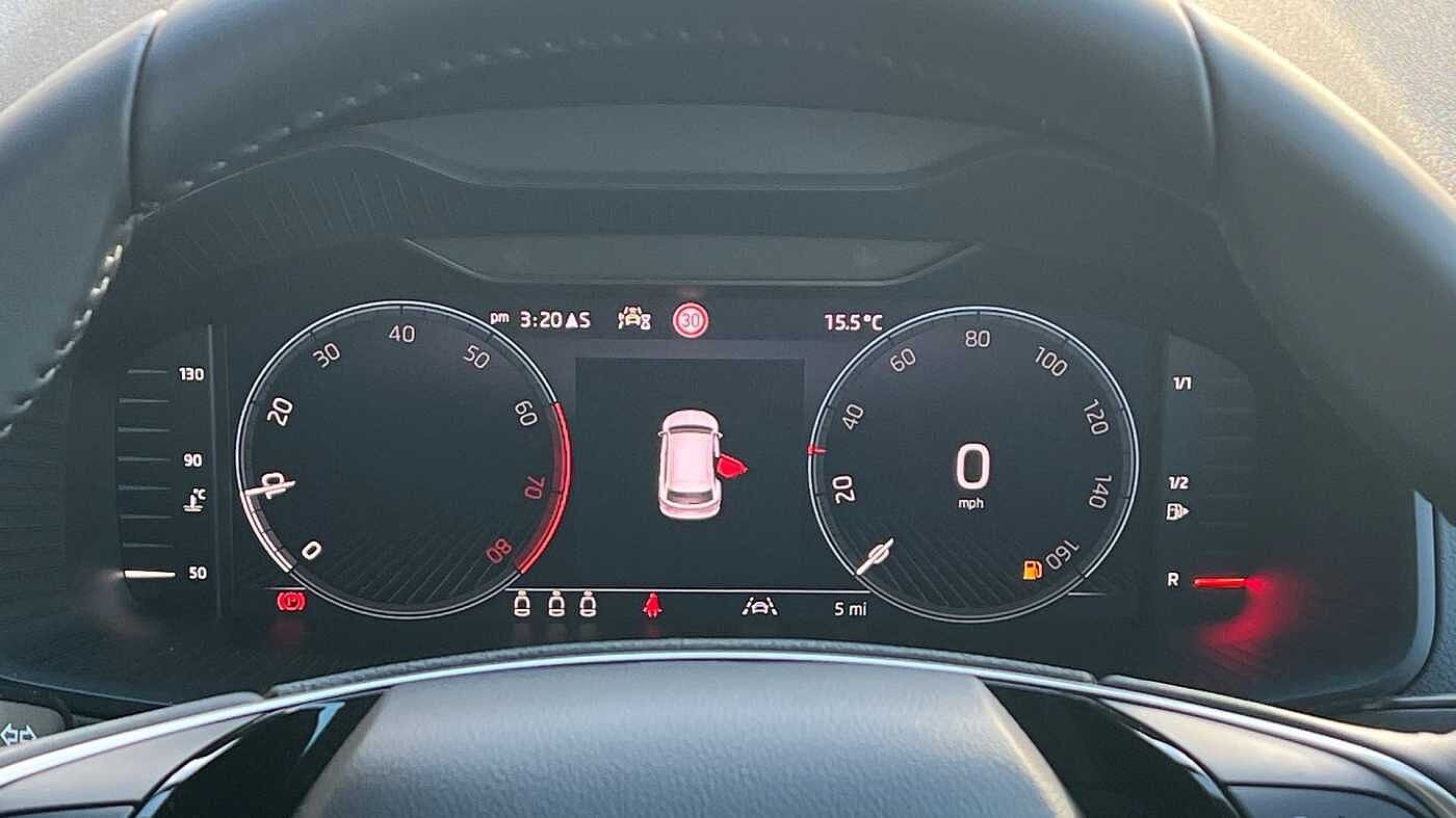 Used Skoda Karoq 2025 for sale - 76692572: Photo 11