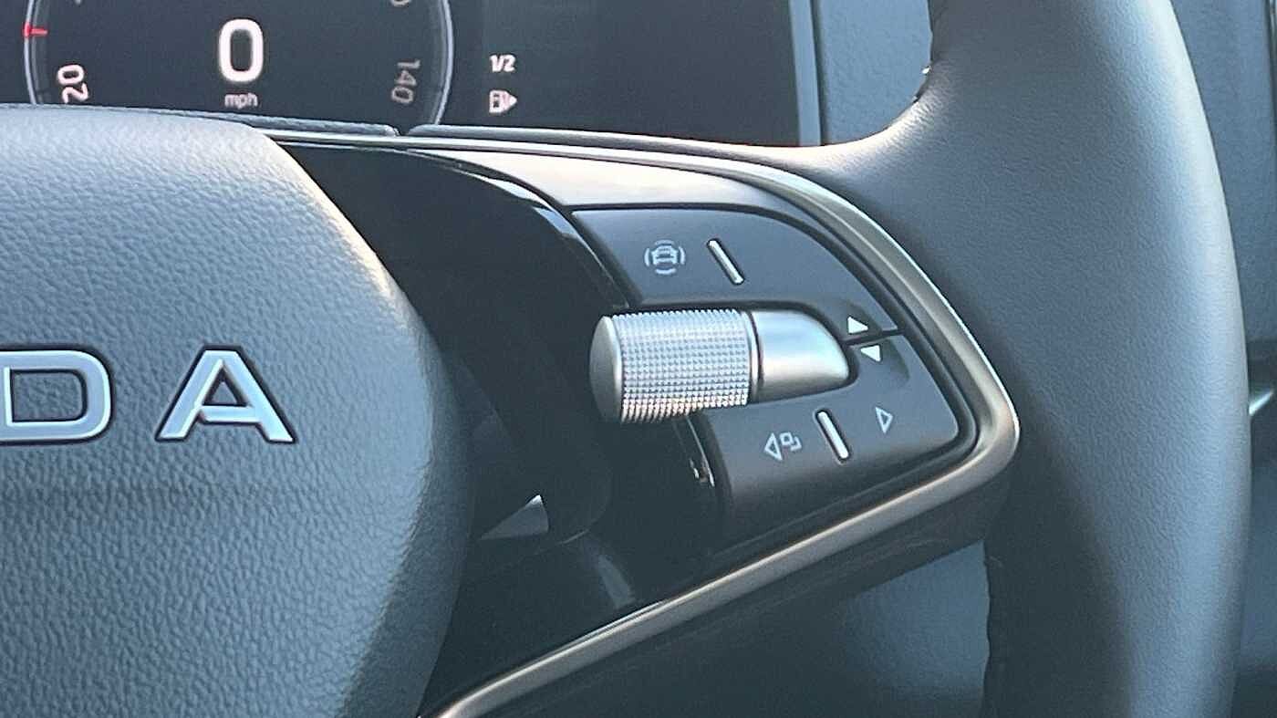 Used Skoda Karoq 2025 for sale - 76692572: Photo 18