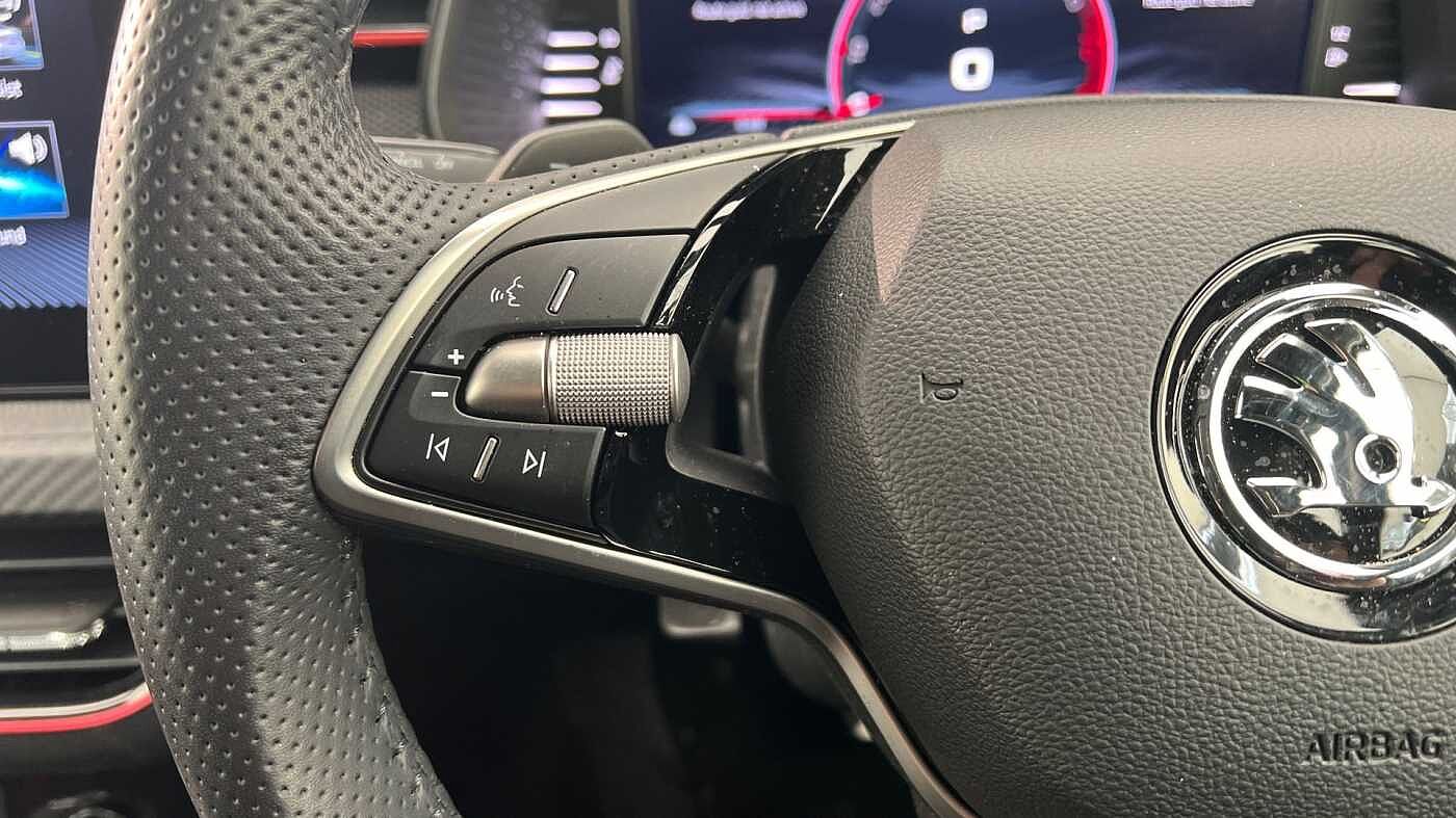 Used Skoda Karoq 2026 for sale - 78088819: Photo 17