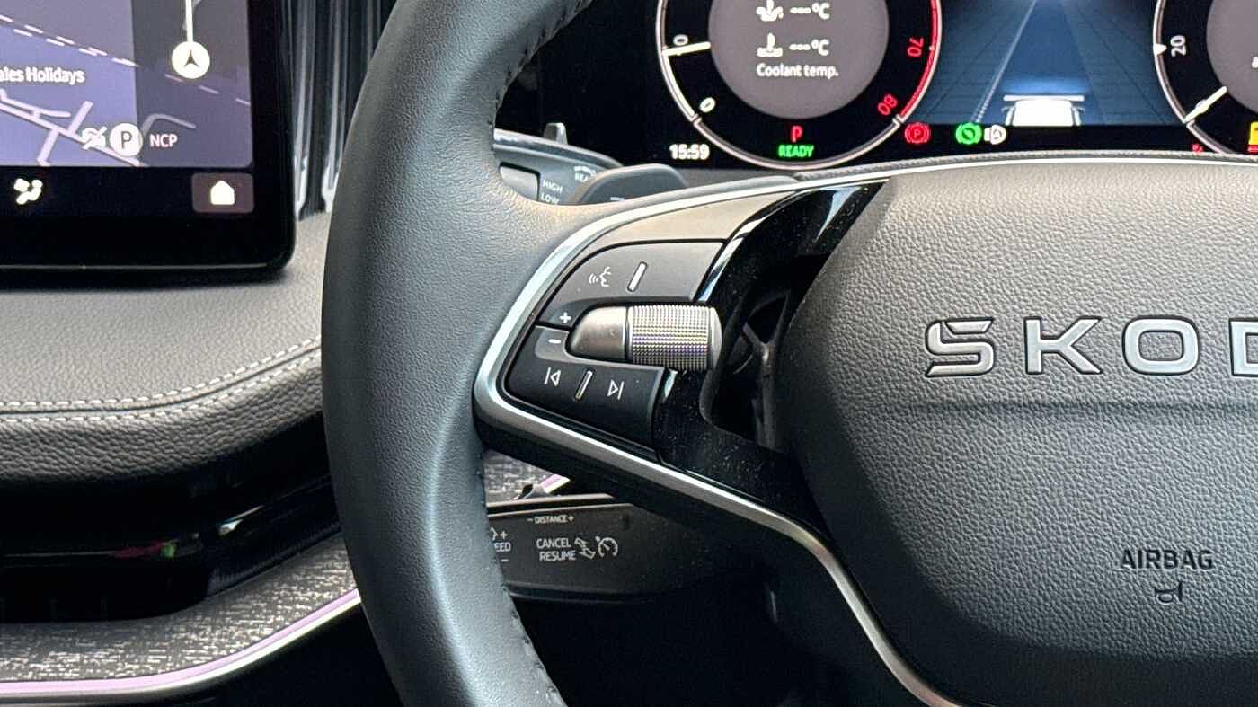 Used Skoda Superb 2025 for sale - 76680139: Photo 17