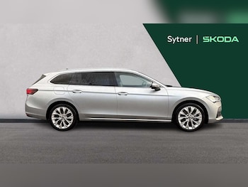 Used Skoda Superb 2025 for sale - 76680139: Photo