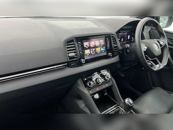 Used Skoda Karoq 2021 for sale - 77270581: Photo