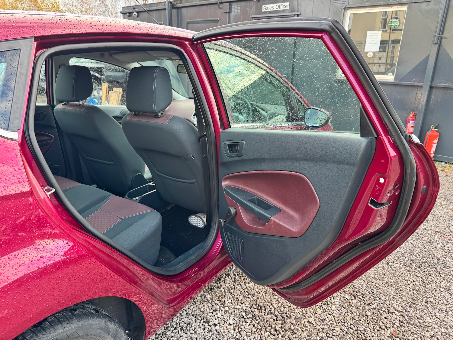 Used Ford Fiesta 2009 for sale - 76615654: Photo 30