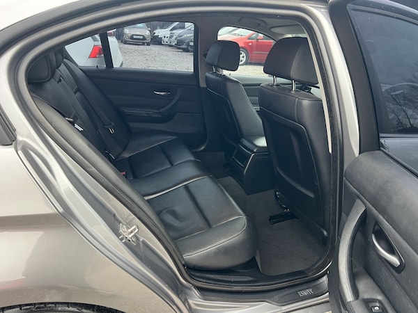 Used BMW 3 Series 2009 for sale - 73629045: Photo 31