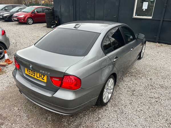 Used BMW 3 Series 2009 for sale - 73629045: Photo 40