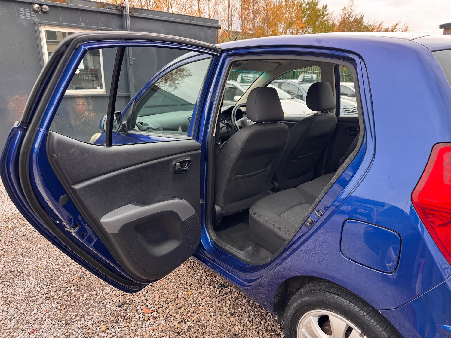 Used Hyundai i10 2012 for sale - 76478287: Photo 28