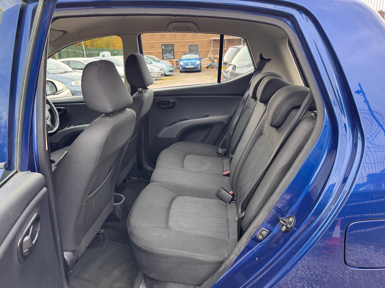 Used Hyundai i10 2012 for sale - 76478287: Photo 29