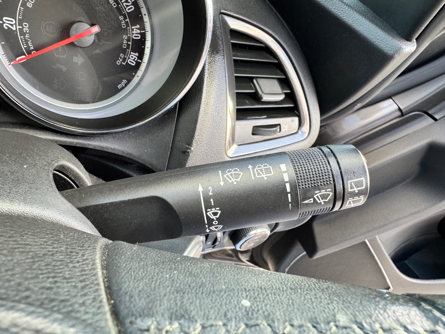 Used Vauxhall Astra 2010 for sale - 76682095: Photo 20