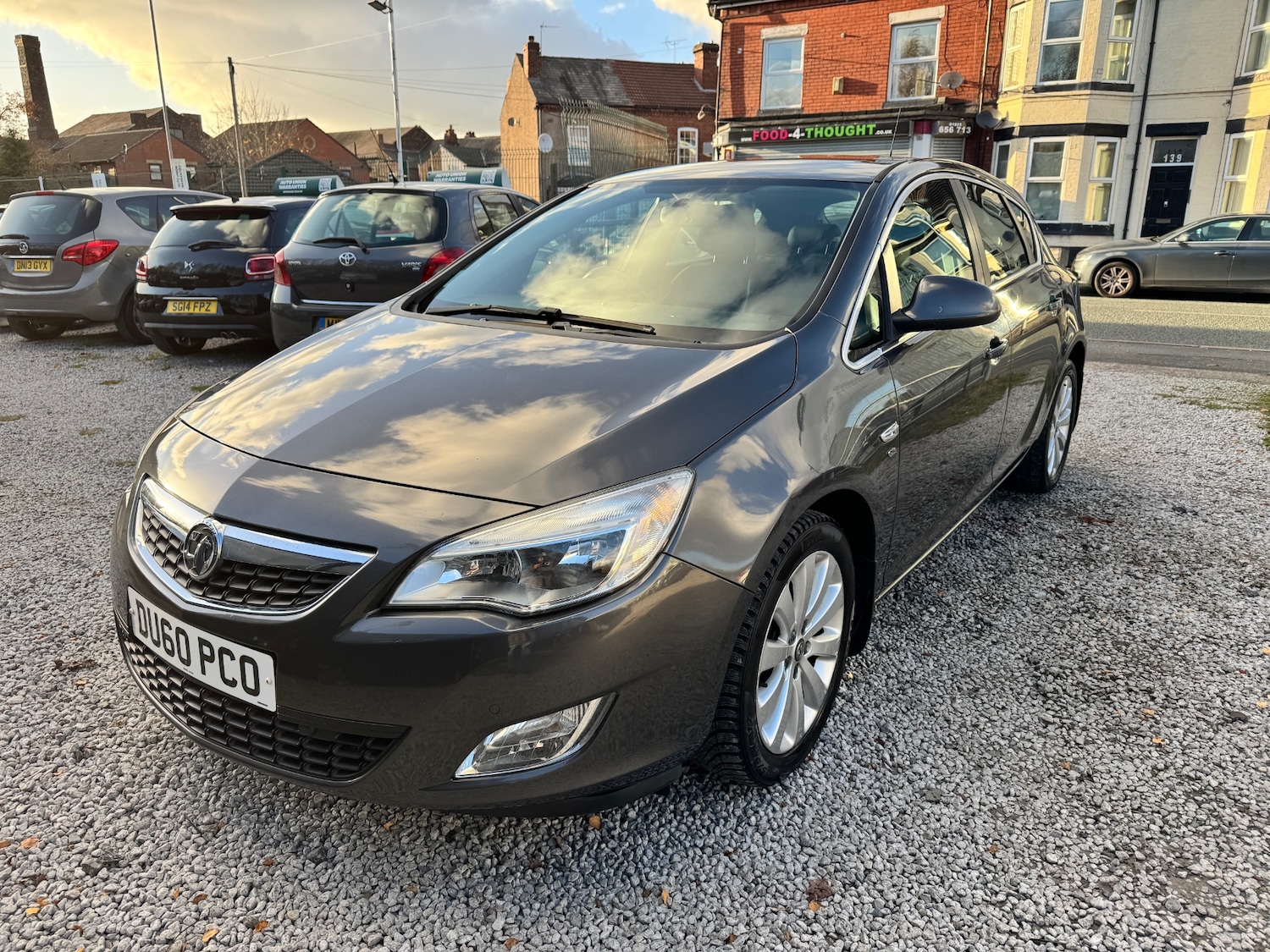 Used Vauxhall Astra 2010 for sale - 76682095: Photo 3