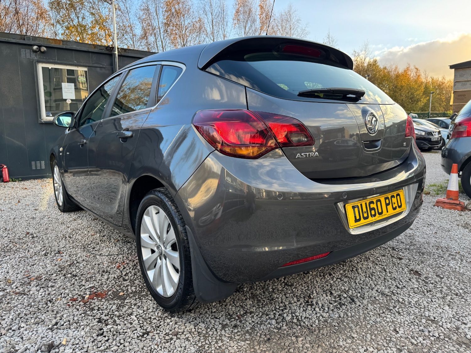 Used Vauxhall Astra 2010 for sale - 76682095: Photo 40