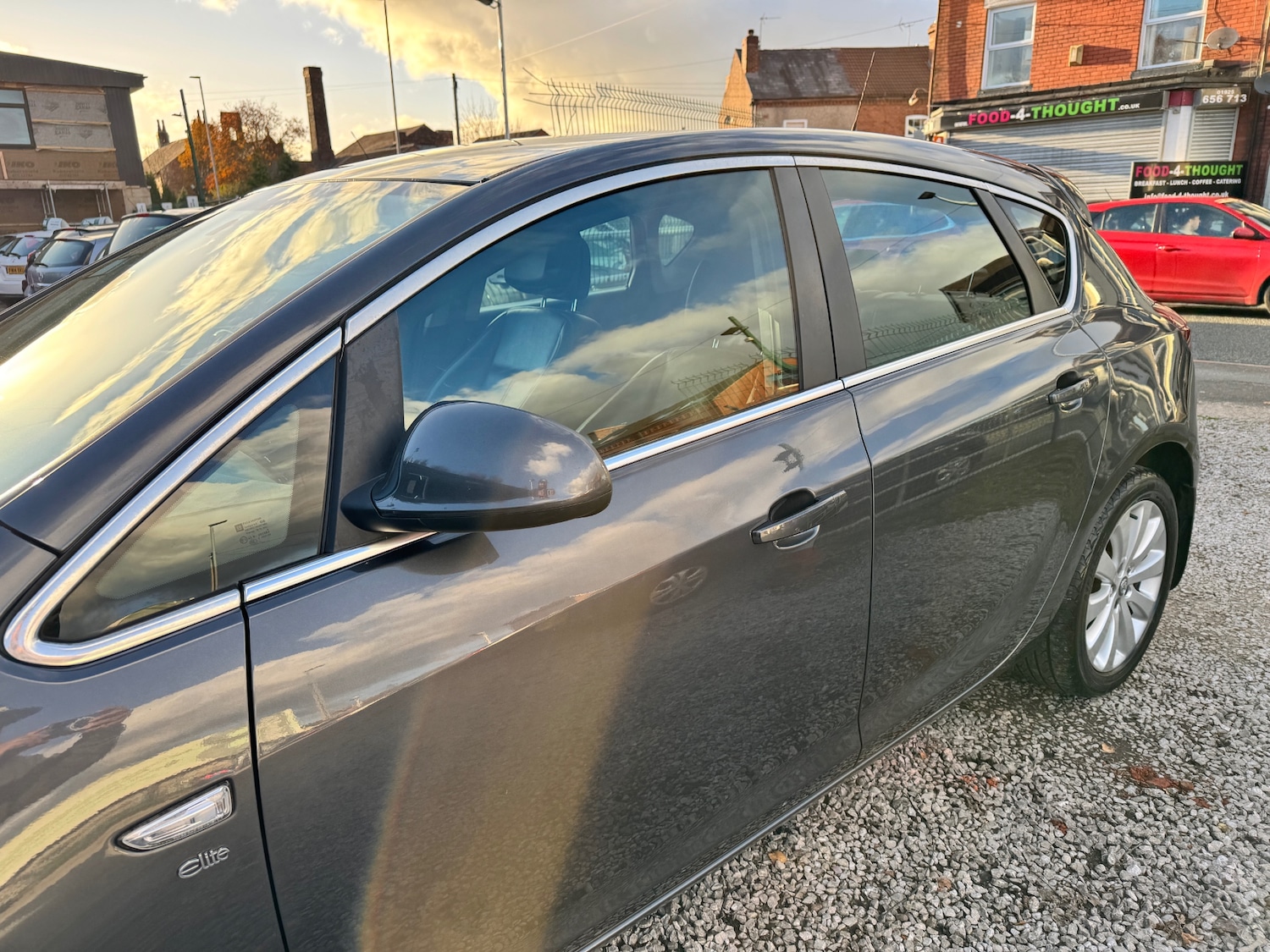 Used Vauxhall Astra 2010 for sale - 76682095: Photo 43