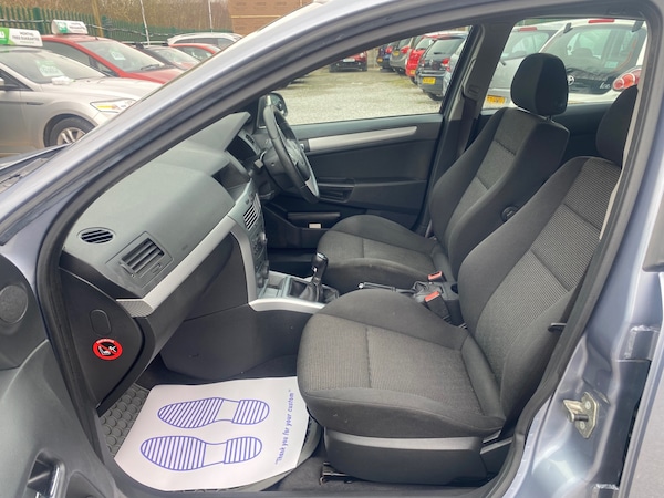 Used Vauxhall Astra 2010 for sale - 74114551: Photo 13