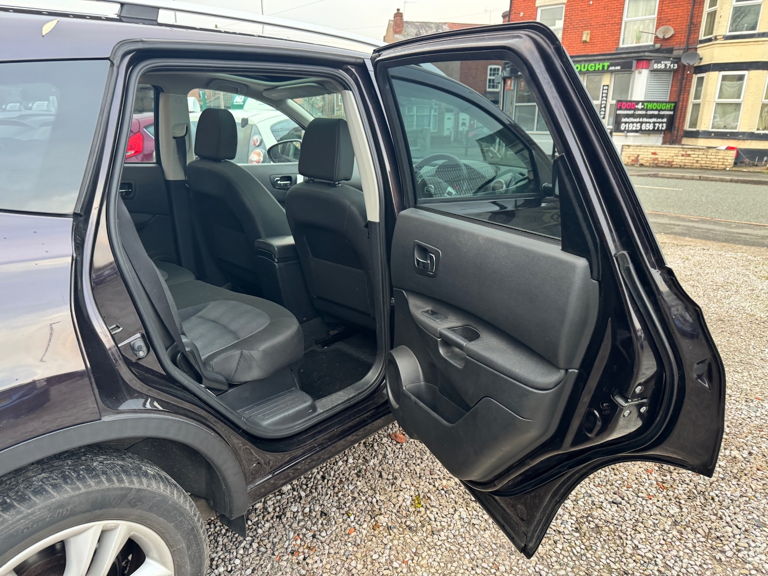 Used Nissan Qashqai+2 2010 for sale - 77055130: Photo 29