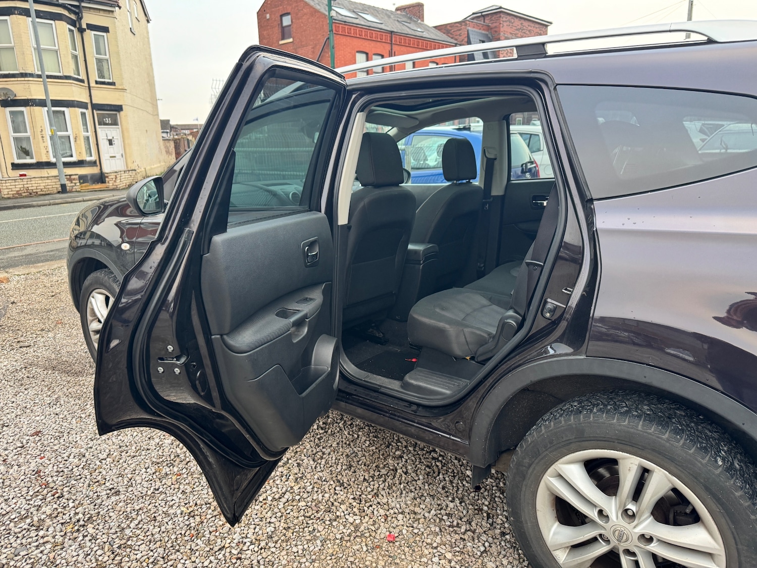 Used Nissan Qashqai+2 2010 for sale - 77055130: Photo 30