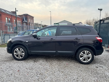 Used Nissan Qashqai+2 2010 for sale - 77055130: Photo