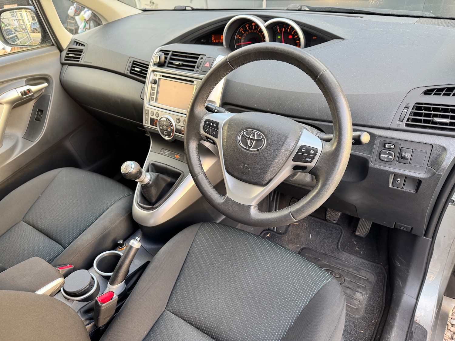 Used Toyota Verso 2012 for sale - 76576966: Photo 17