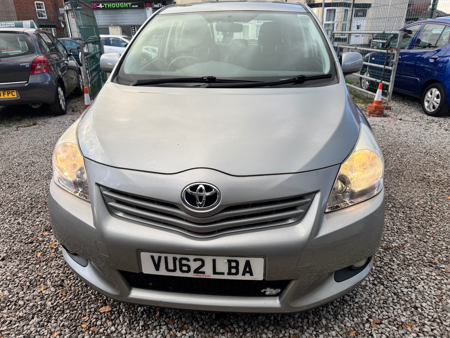 Used Toyota Verso 2012 for sale - 76576966: Photo 2