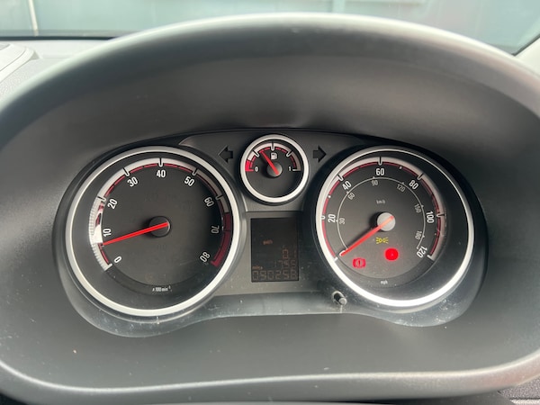 Used Vauxhall Corsa 2013 for sale - 74360637: Photo 22