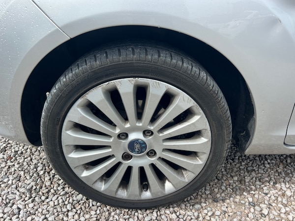 Used Ford Fiesta 2010 for sale - 74790983: Photo 12
