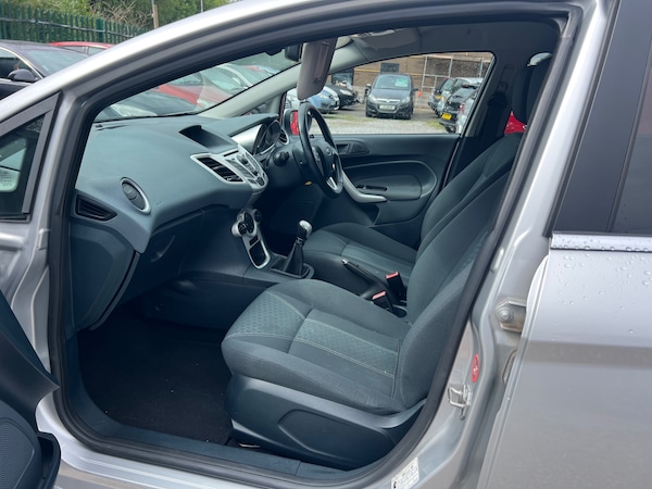 Used Ford Fiesta 2010 for sale - 74790983: Photo 13