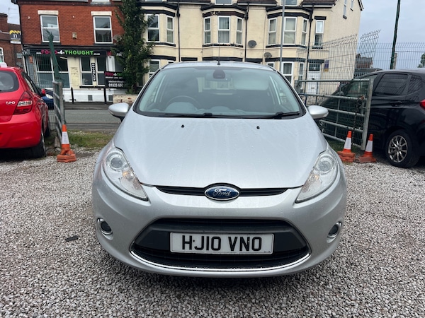 Used Ford Fiesta 2010 for sale - 74790983: Photo 2