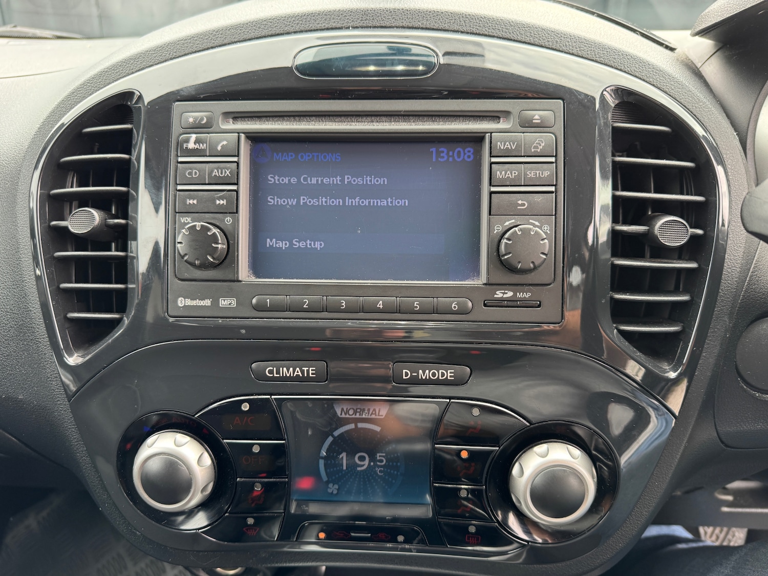 Used Nissan Juke 2010 for sale - 76128838: Photo 19