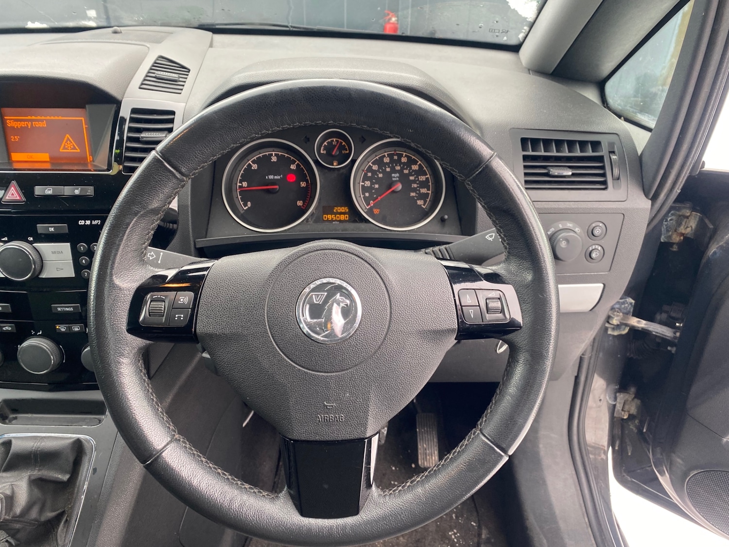 Used Vauxhall Zafira 2013 for sale - 77113541: Photo 16