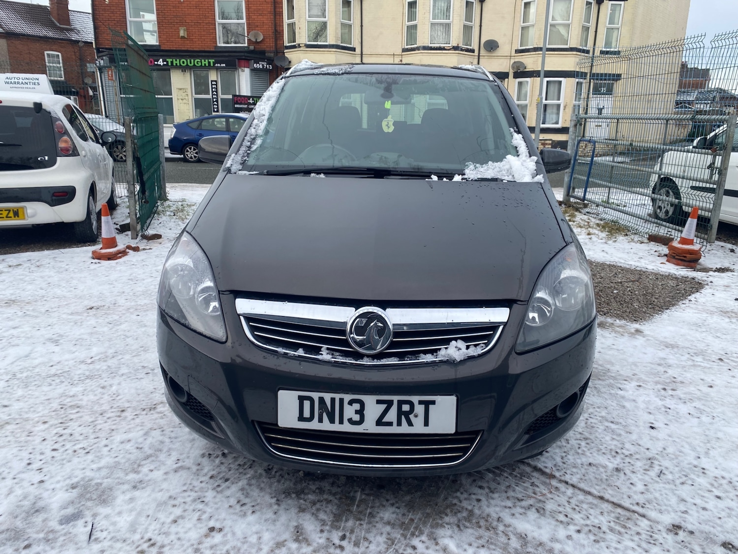 Used Vauxhall Zafira 2013 for sale - 77113541: Photo 2