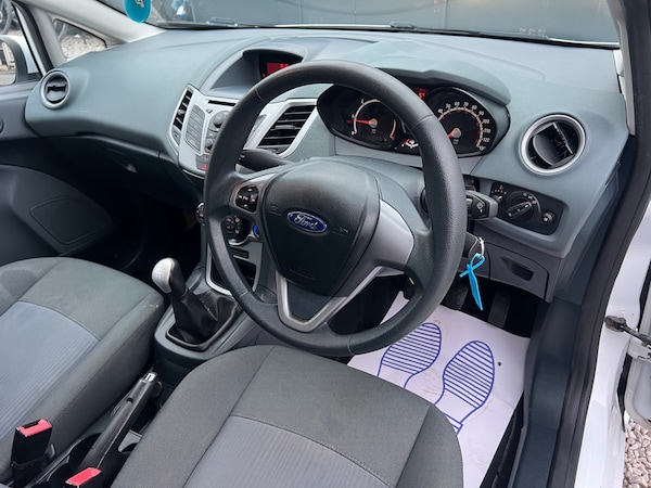Used Ford Fiesta 2011 for sale - 73724828: Photo 18