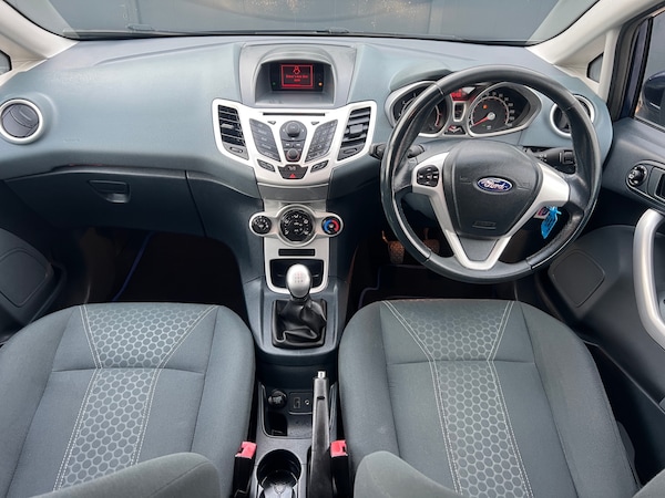 Used Ford Fiesta 2011 for sale - 73735100: Photo 31