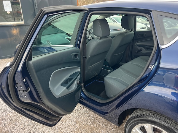 Used Ford Fiesta 2011 for sale - 73735100: Photo 34