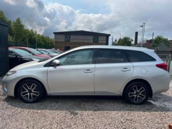 Used Toyota Auris 2015 for sale - 74882873: Photo
