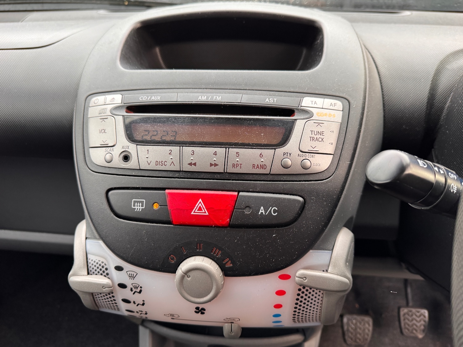 Used Toyota AYGO 2009 for sale - 76426680: Photo 19