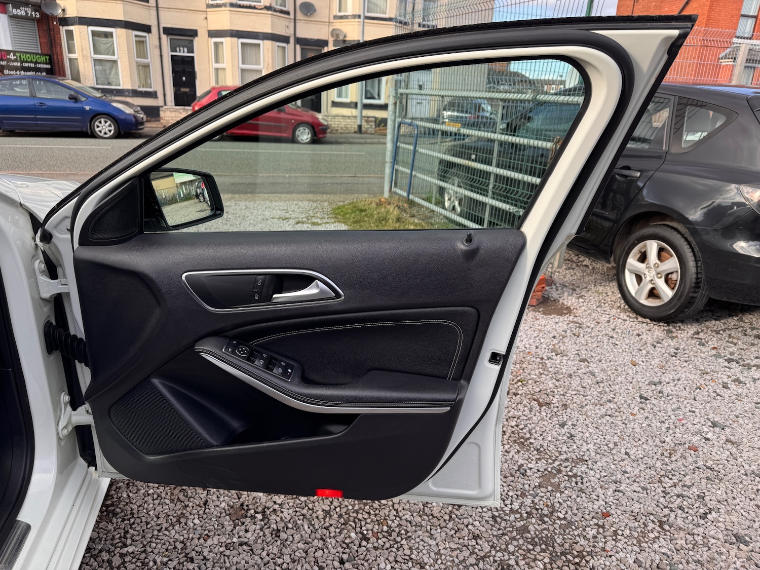 Used Mercedes-Benz A-Class 2014 for sale - 76479565: Photo 12