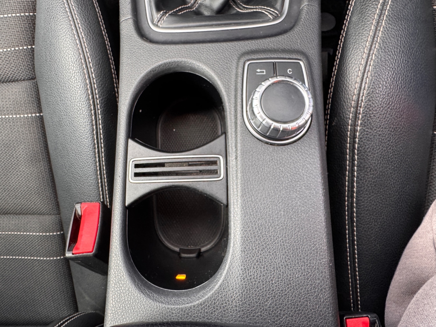 Used Mercedes-Benz A-Class 2014 for sale - 76479565: Photo 24