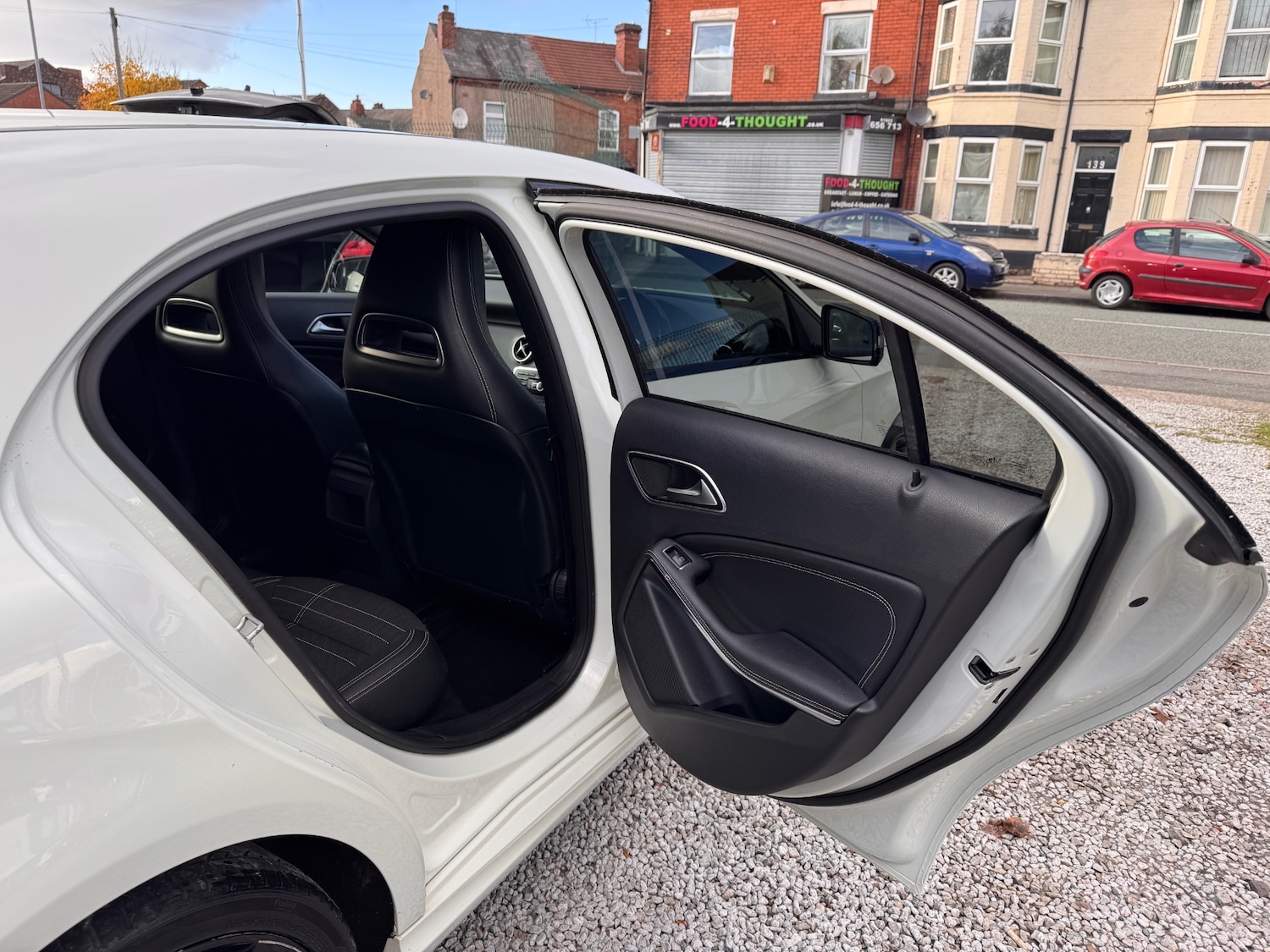 Used Mercedes-Benz A-Class 2014 for sale - 76479565: Photo 31