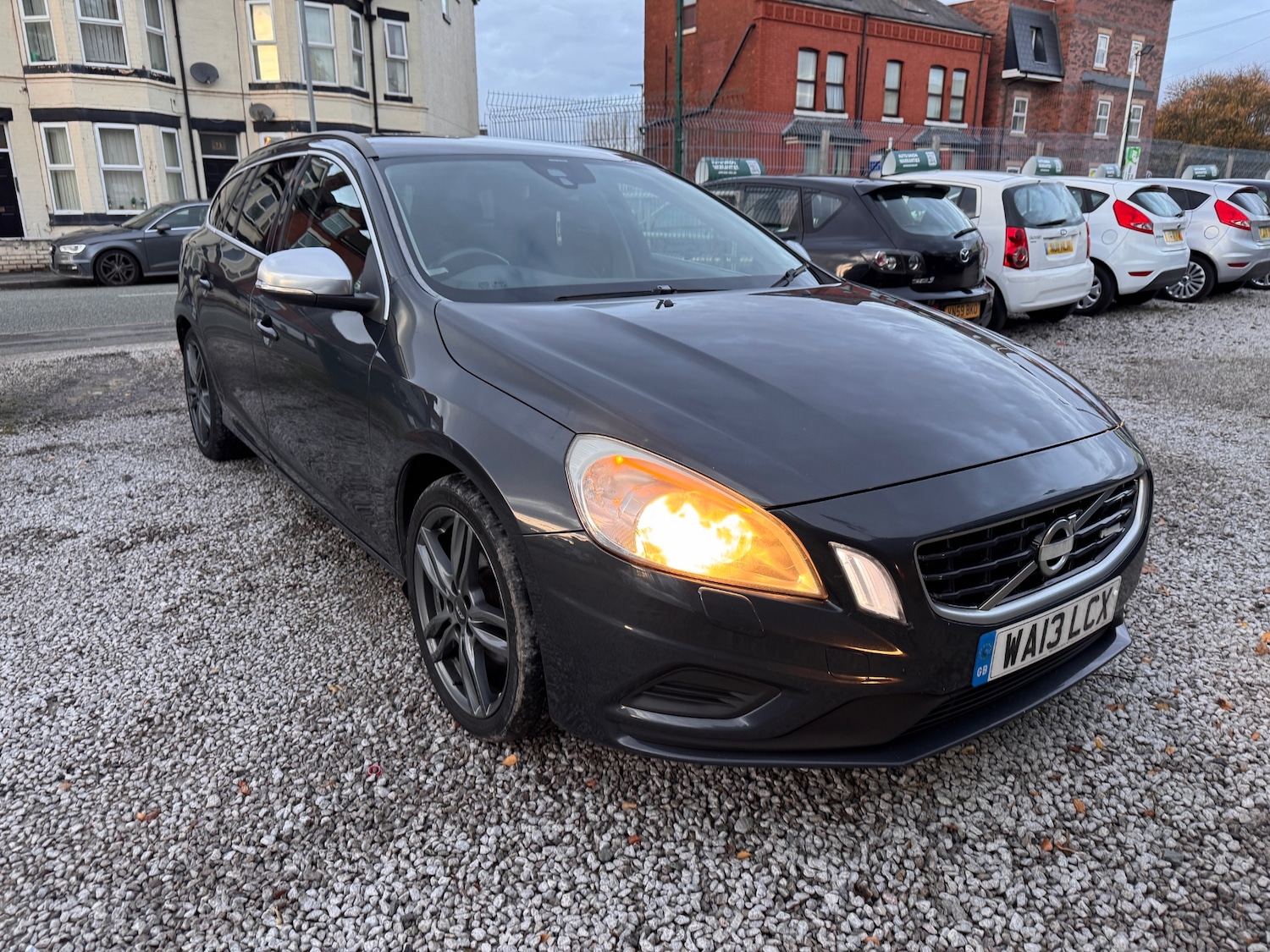 Used Volvo V60 2013 for sale - 76479509: Photo 1