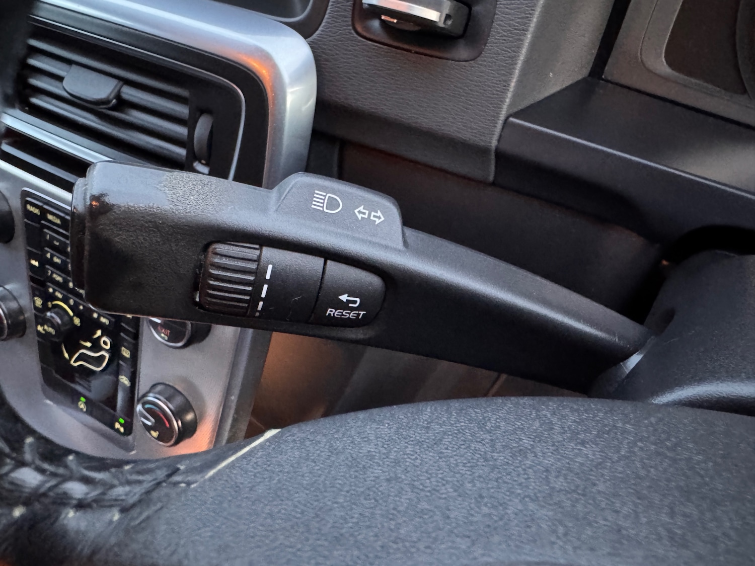 Used Volvo V60 2013 for sale - 76479509: Photo 21