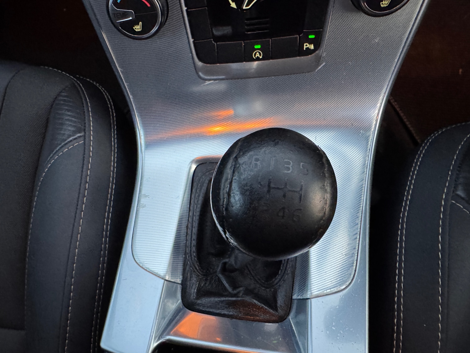 Used Volvo V60 2013 for sale - 76479509: Photo 26