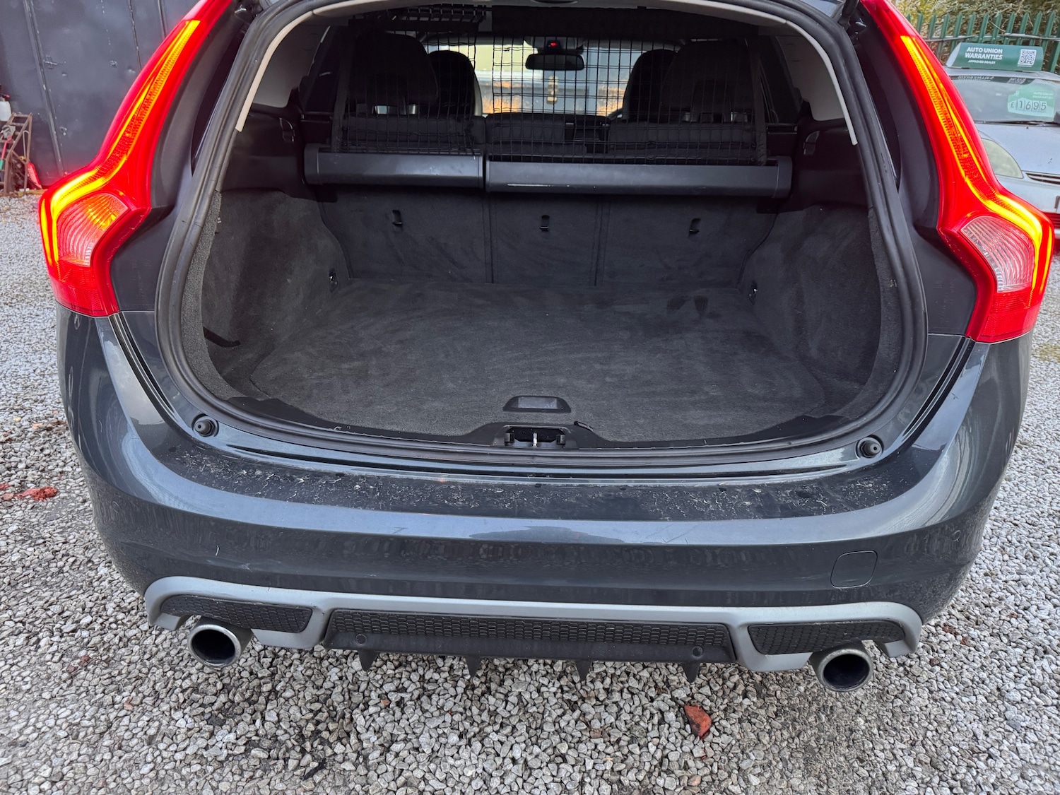 Used Volvo V60 2013 for sale - 76479509: Photo 36