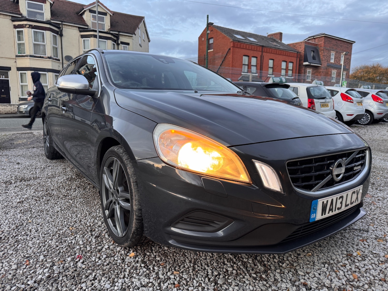 Used Volvo V60 2013 for sale - 76479509: Photo 43