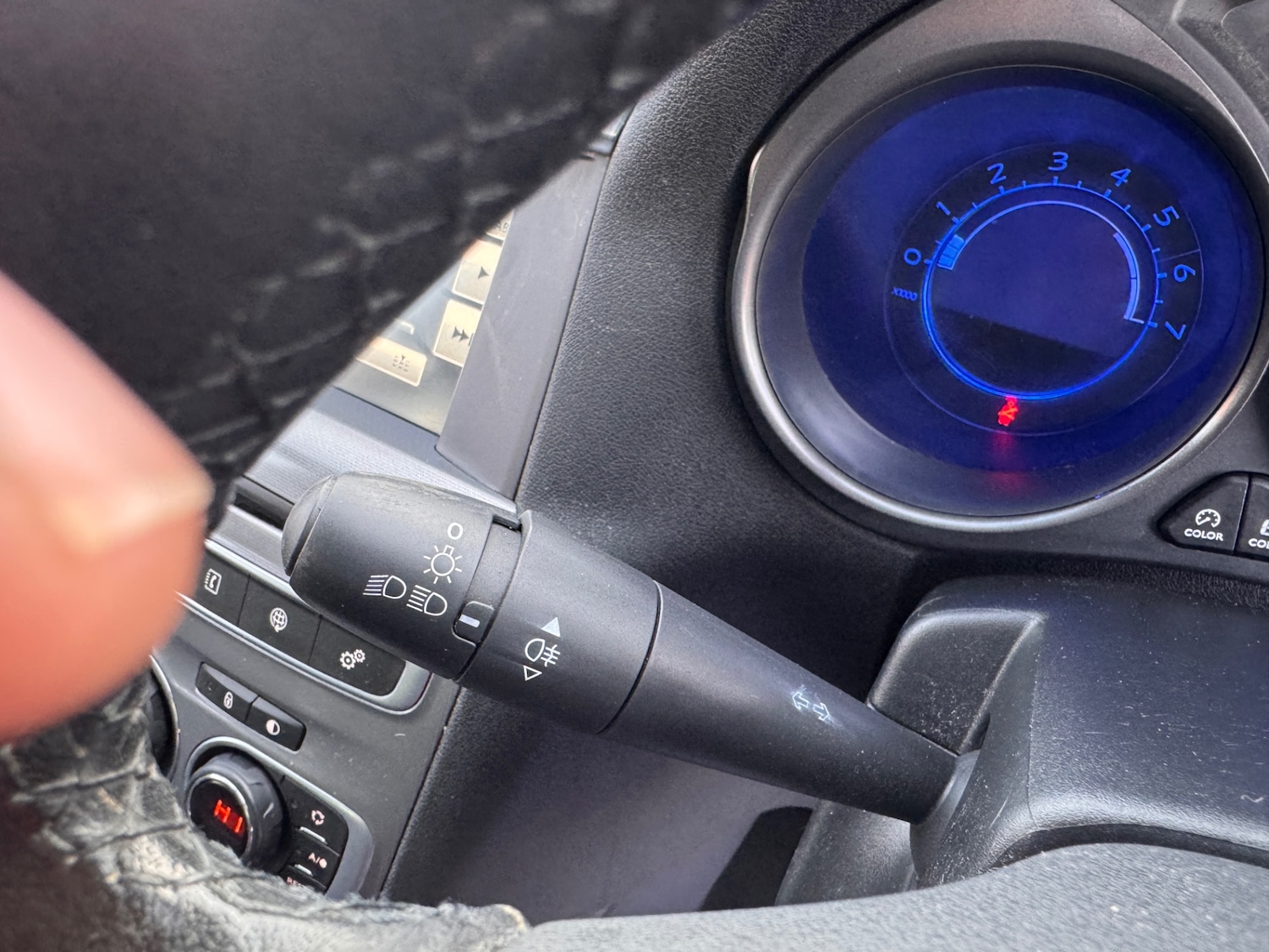 Used Citroen C4 2015 for sale - 76402241: Photo 25