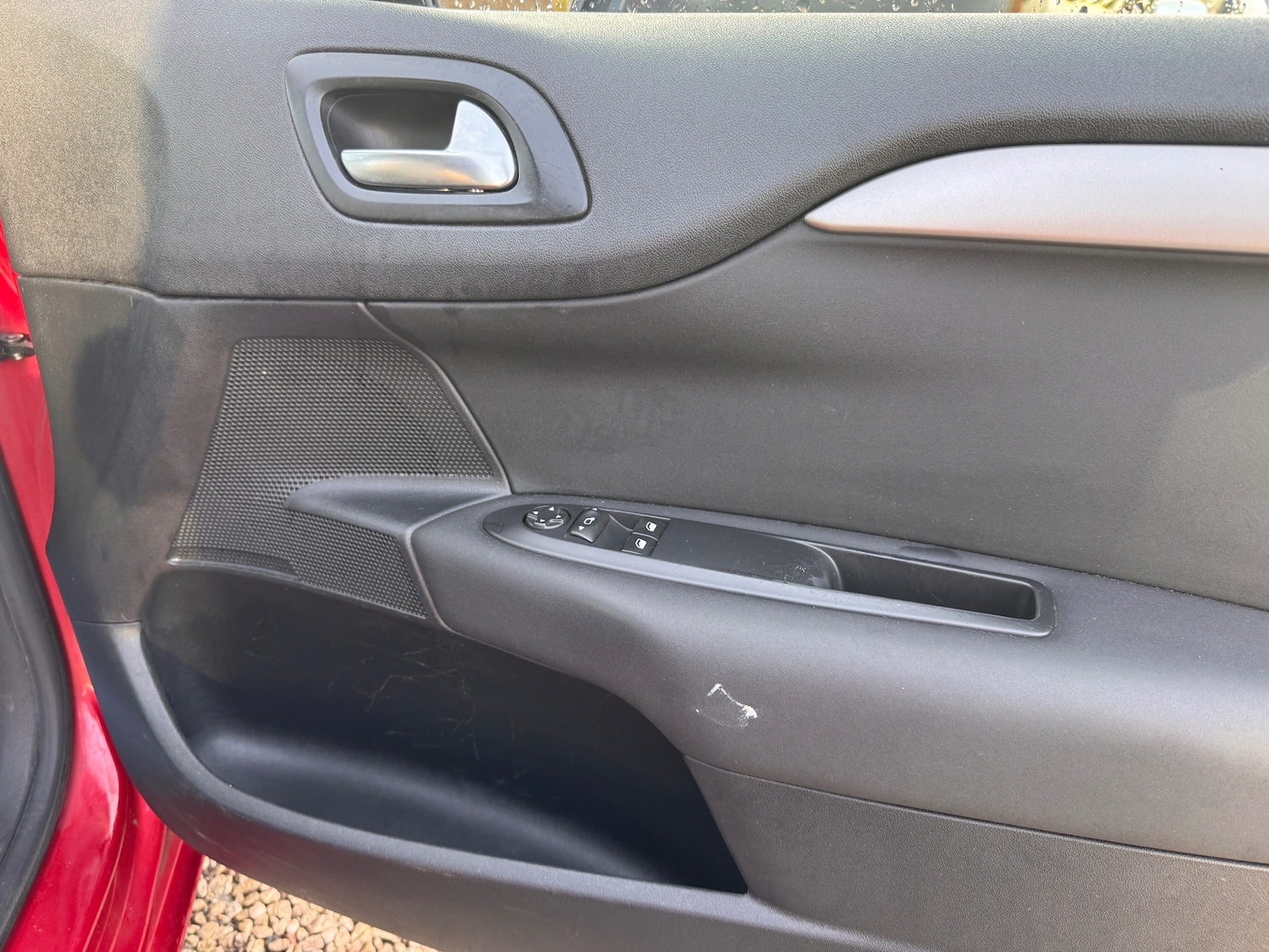 Used Citroen C4 2015 for sale - 76402241: Photo 30