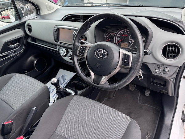 Used Toyota Yaris 2014 for sale - 76286945: Photo 16